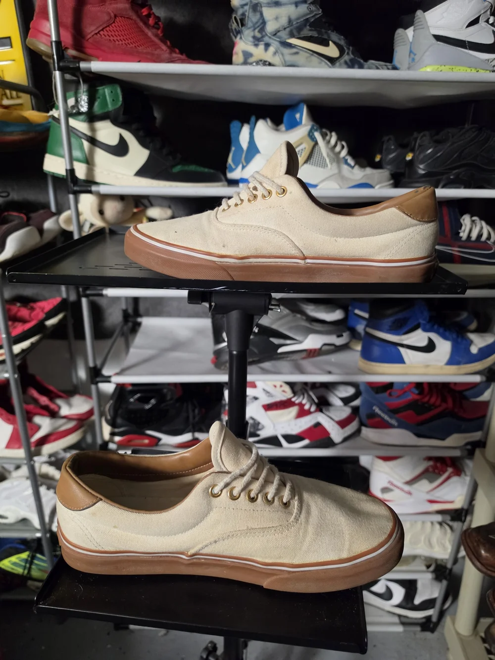 🔥 Vans Tan Canvas Low Top Sneakers Men Size 10 Gum Sole